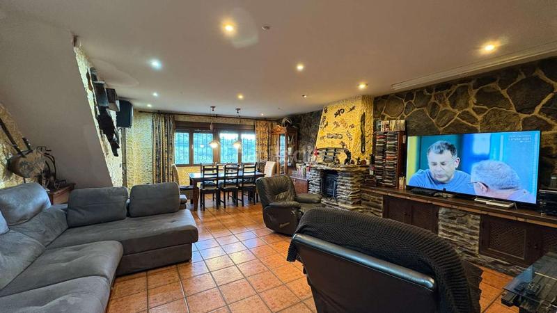 Foto 9ea5b4b5-ad06-4774-a0bf-670b375705da. Casa adossada amb calefacció aparcament a Segurilla