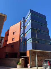 Pis  Calle banderas de castilla. Espectacular piso practico con mucha luz y con vistas emblematic