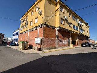Local Comercial  Calle cruz verde. Ventalocalcebolla!!