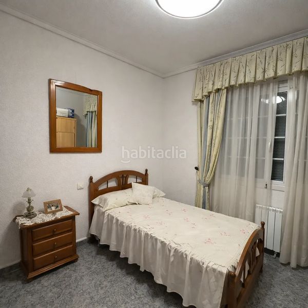 Foto 56a94acd-551b-4f63-8762-ae34e20a3093. Casa adossada amb calefacció a Montearagón