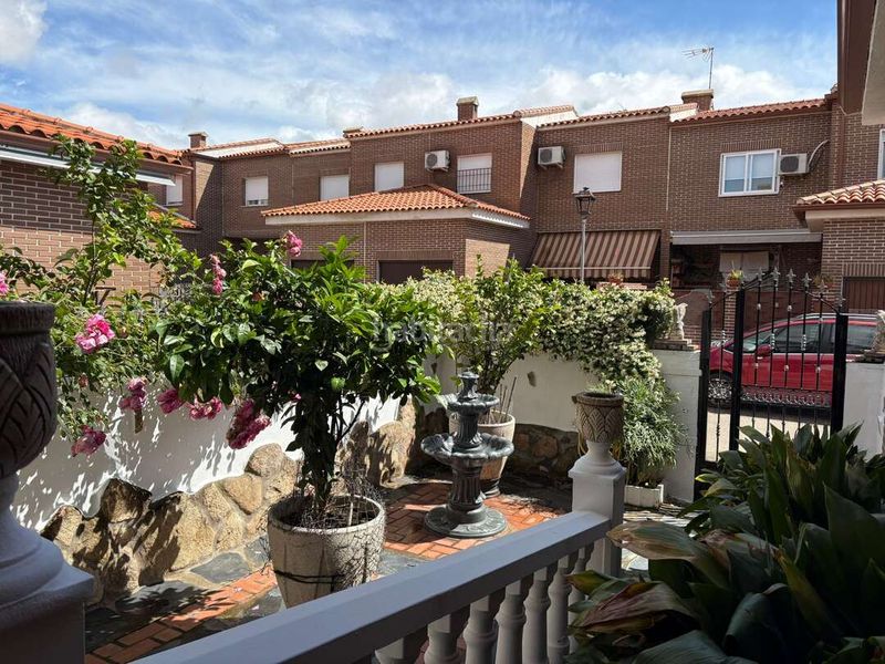 Foto eb428dc5-bf29-4017-9418-0f6621994416. Casa adossada amb calefacció a Montearagón