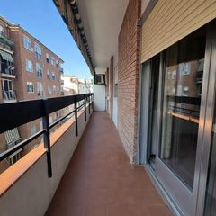 Pis  Calle �ngel del alc�zar. Piso centrico con ascensor