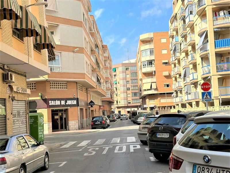 Foto 3bec8e00-64ca-4bbb-84bb-b9e83ccf64c2. Locale commerciale in Centro Santa Pola