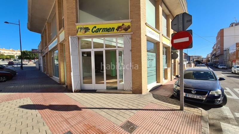 Foto 631c5e1a-7da7-40f6-ae1c-5015193d399e. Alquiler local comercial amplio local comercial con dos plantas en Santa Pola