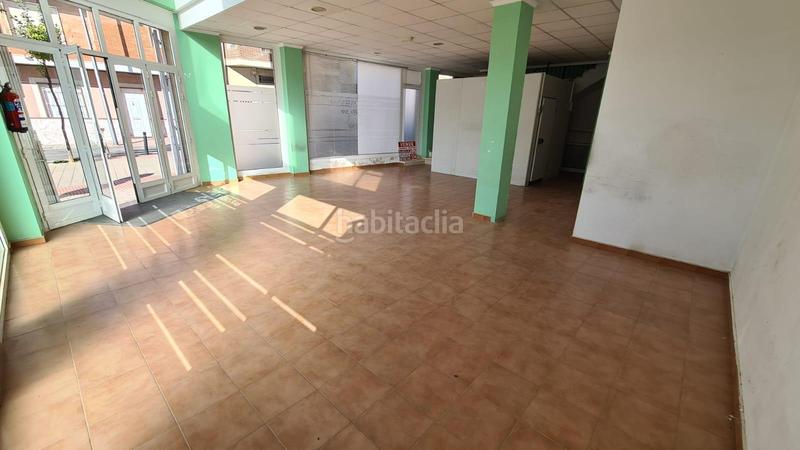 Foto 8d469129-25e6-4102-8a2f-afdf4800539a. Alquiler local comercial amplio local comercial con dos plantas en Santa Pola