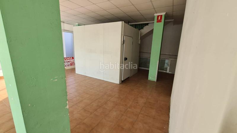 Foto 9a1422f0-56e9-46c9-a5de-cf1a92123c23. Alquiler local comercial amplio local comercial con dos plantas en Santa Pola