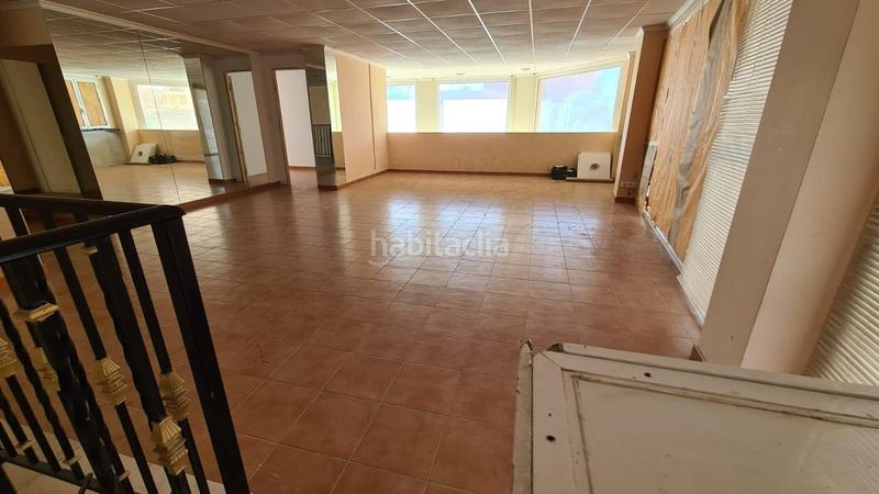 Foto ec5de941-9510-4c12-b455-467b2018bd1c. Alquiler local comercial amplio local comercial con dos plantas en Santa Pola