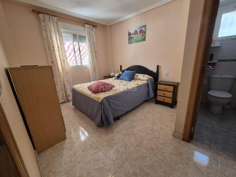 Foto 0cb089f1-aa24-4fc2-b6a0-e653526f36ea. Maison avec parking piscine dans Gran Playa Santa Pola