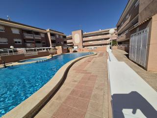 Casa en Gran Playa. Planta baja en esquina muy cerca del mar