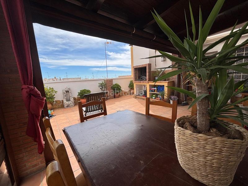 Foto ad0e7fe7-2b6e-49eb-87ed-c352077afbd3. Ático  dúplex con gran terraza en Norte Santa Pola