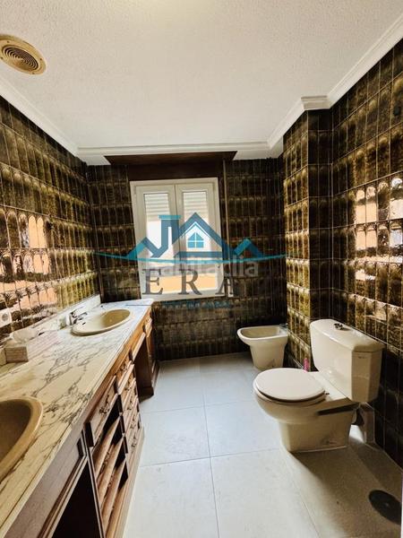 Foto db9adb87-932a-41da-abf8-b6bbf8743c95. Pis amb calefacció aparcament a Casco Antiguo Talavera de la Reina