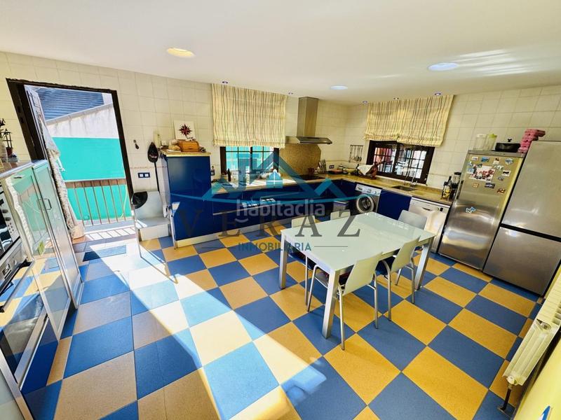 Foto 6a730e23-d76a-4341-b189-f853f291bd4c. Casa en Pueblanueva (La)