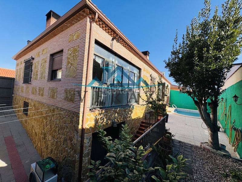 Foto a902fc96-4559-4adc-86ee-ac854205e23e. Casa en Pueblanueva (La)