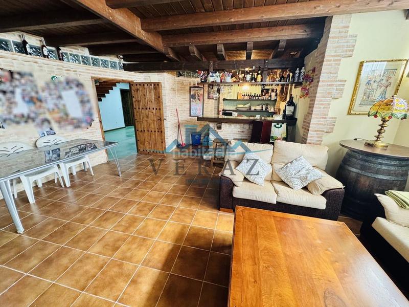 Foto d3ced934-cdf8-482d-bdc2-cb495946d341. Casa chalet independiente en venta en alberche en Calera y Chozas
