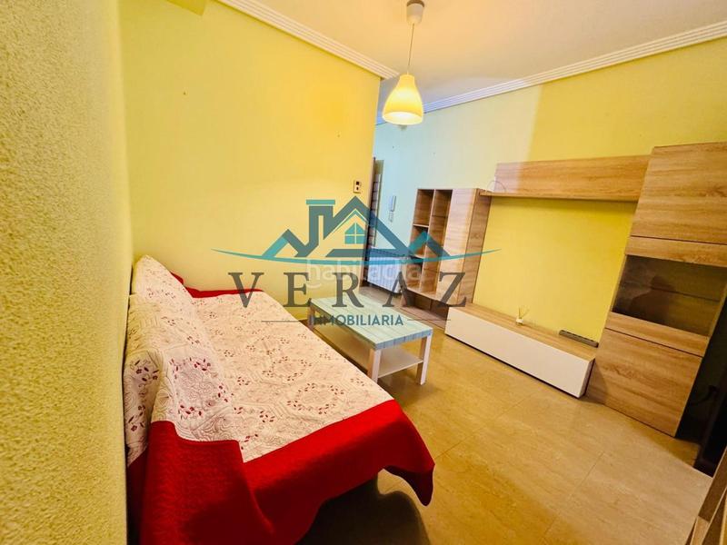 Foto b9eaa0db-bc38-4f00-a385-d68bec29688f. Studio with heating in Casco Antiguo Talavera de la Reina