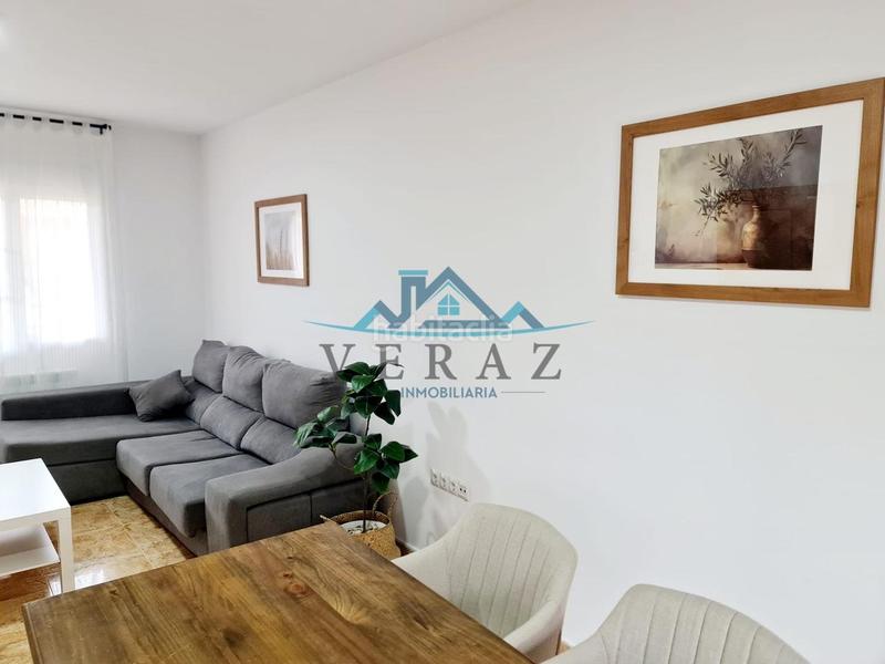 Foto d9c68e74-de68-4e46-b4e2-cd7ab79e4622. Alquiler casa adosada en Lucillos