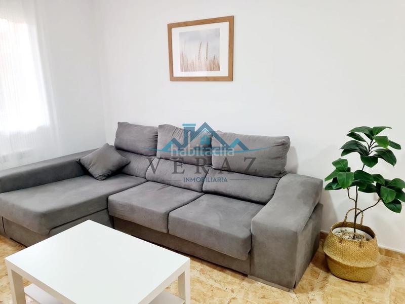 Foto 6692de9f-dedf-46eb-8ec5-3181c14744ac. Location maison jumelée avec chauffage parking dans Lucillos