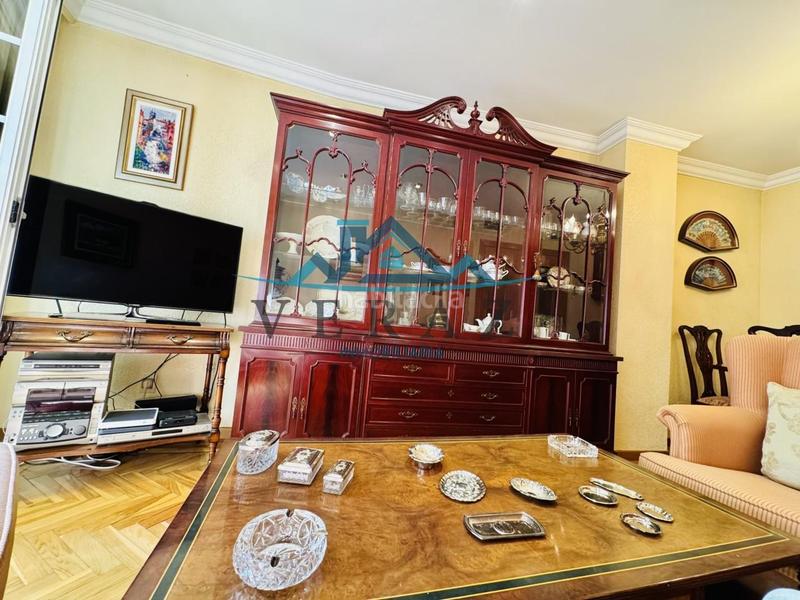 Foto 80cd5e68-9259-4c9d-b171-17d19fbe776c. Flat with parking in Centro-Corte Inglés Talavera de la Reina