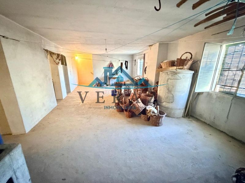 Foto 5a8ef742-c2ba-4888-abcc-ed233b884b37. Casa a Velada