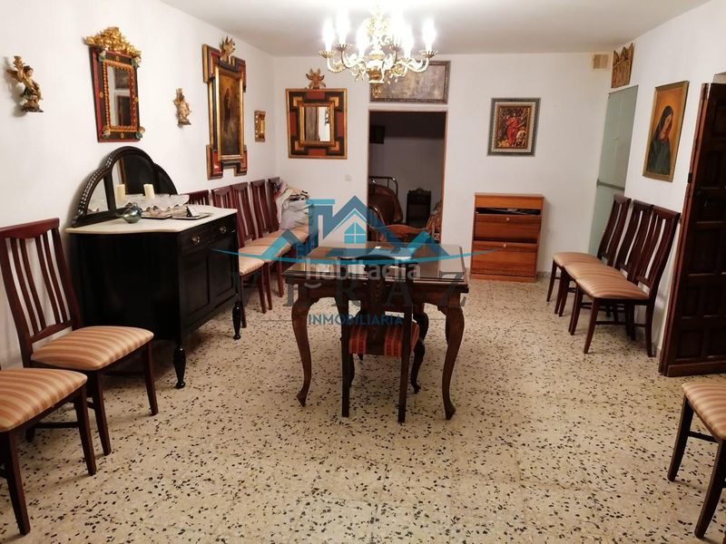 Foto fa71b82e-6a9c-4669-9123-898f85b1a949. Casa amb calefacció a Lagartera