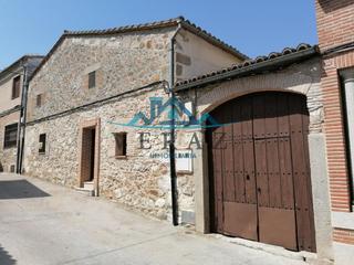 Casa  Calle de santa ana. Veraz inmobiliaria vende casa del siglo xix en perfecto estado c