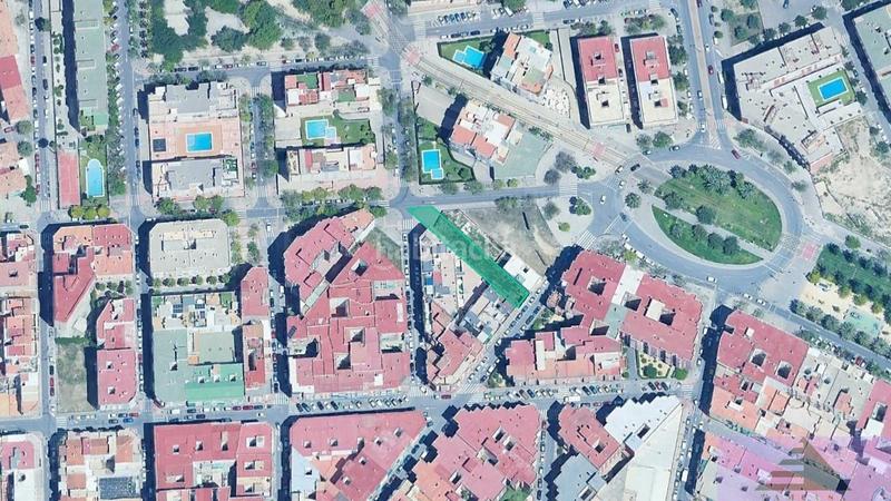 Foto f485be76-6602-47c7-a37d-a9f7742c32b6. Terreno residencial en marta barrie 9 terreno en Carolinas Altas Alicante