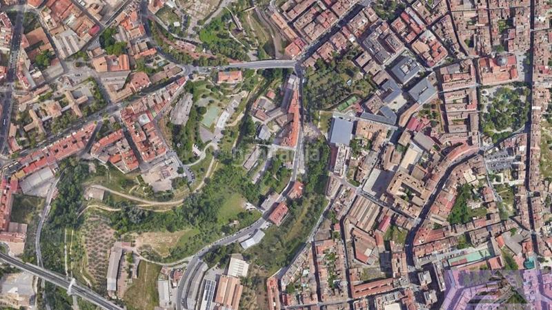 Foto 085c146d-decb-427d-8409-f819d5d0570e. Terreno residenziale in alacant 21 in Centre-Zona Alta Alcoi