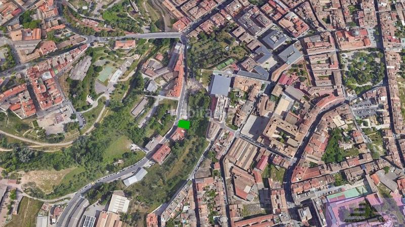 Foto 6141215d-f268-49be-8d0f-11272789b7a4. Terreno residenziale in alacant 21 in Centre-Zona Alta Alcoi