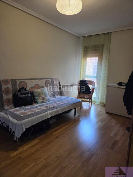 Foto 4b95b366-3b99-45ff-a369-832104f3e705. Dachwohnung mit heizung parking pool in El Quiñón Seseña