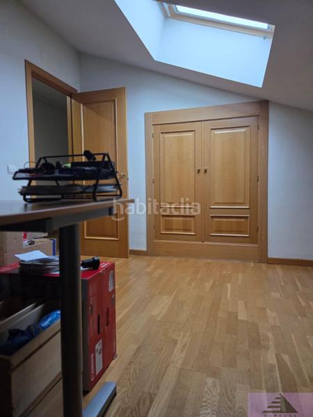 Foto 54a8cea1-4579-40cf-9dbc-e8523c53b474. Dachwohnung mit heizung parking pool in El Quiñón Seseña