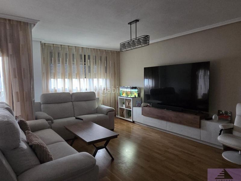 Foto 754b80e3-24b0-49ba-b51c-e7588ac19b89. Appartamento con riscaldamento parcheggio piscina in Seseña