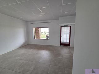 Miete Geschäftsraum in El Quiñón. Seseñalocal