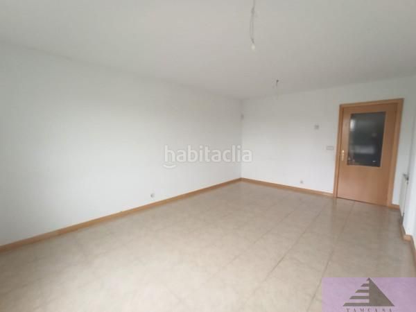 Foto c3e6dc90-c7b5-4688-9196-7a46f62179f5. Pis amb aparcament a Centro Illescas