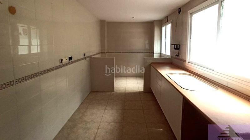 Foto c26c1d48-ed93-4872-9274-cb4ea6dfaa61. Pis amb aparcament a Centro Illescas