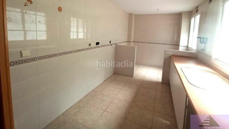 Foto dfed35d2-a560-4e17-a17f-fae6ef69b75a. Pis amb aparcament a Centro Illescas