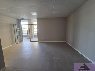 Lloguer Local Comercial a El Quiñón. Seseñalocal