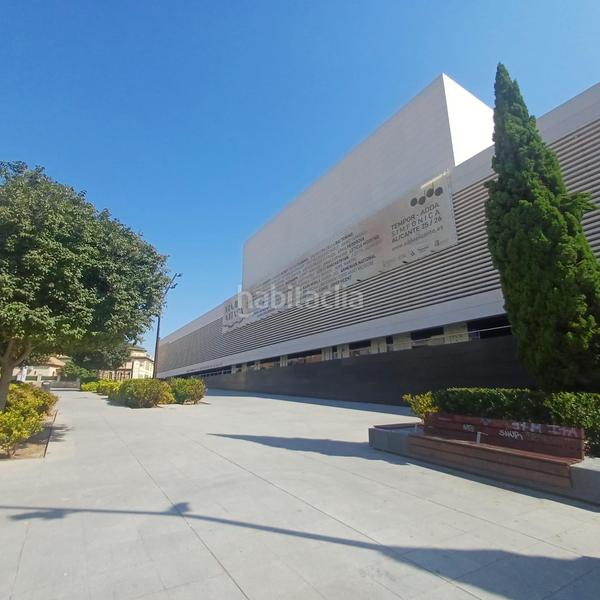 Foto 7c808b17-1dcb-4eca-92d4-373e10b7edd8. Piso amplio piso en venta con vistas inmejorables. en Alicante