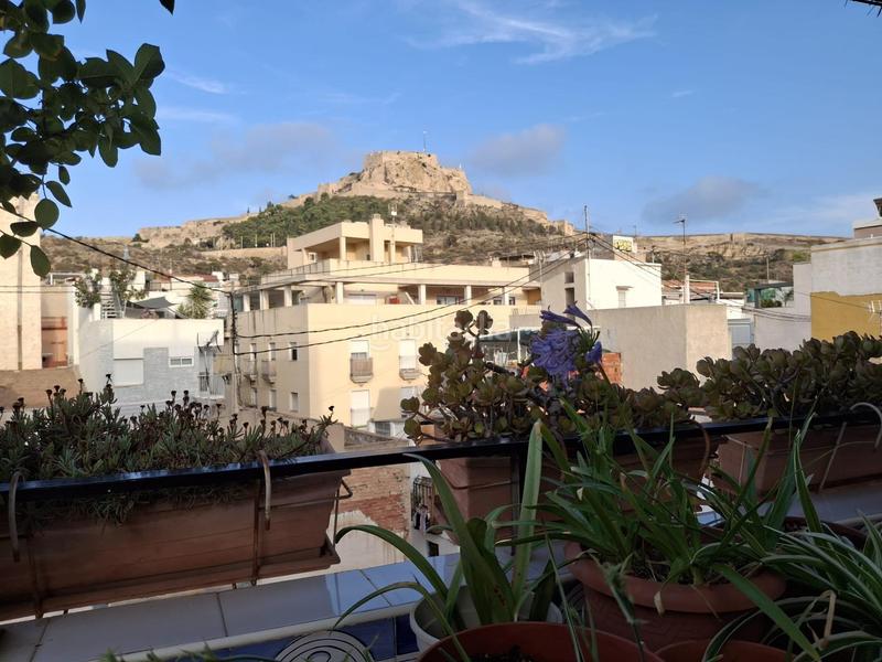 Foto cc8d9274-1391-48c9-9cae-e02ebcd7f466. Piso amplio piso en venta con vistas inmejorables. en Alicante