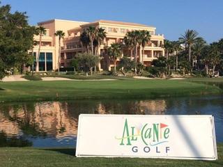 Miete Appartement  Calle del escultor josé gutiérrez. Apartamento en alquiler en el campo de golf.