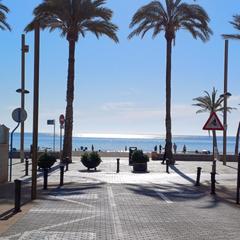 Parking voiture  Avenida costa blanca. Garaje cerrado en venta en playa san juan.