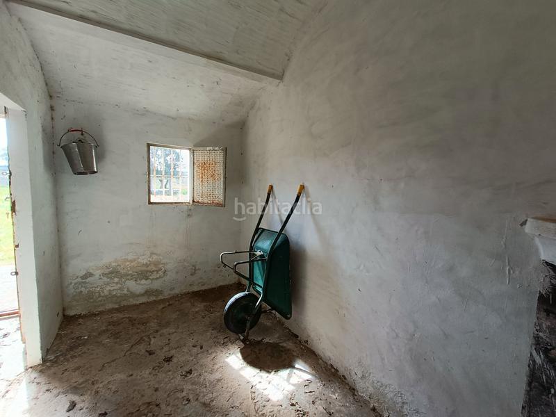 Foto a8de8b55-506a-44c4-bbc0-e42b6614ad96. Finca rústica a Lucillos