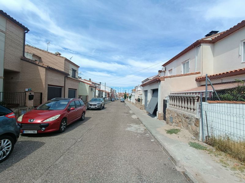 Foto ea2d2eaf-3115-4887-8ee5-933c799f7b57. Terreno residenziale in Velada