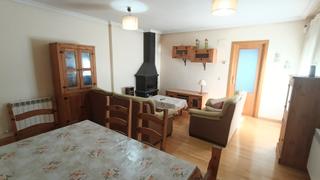 Location Appartement  Calle rio tajo. Calera y chozas. piso de 2 dormitorios, salón, cocina y baño. ga