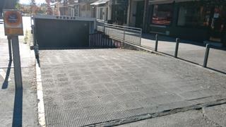 Lloguer Aparcament cotxe a Calle de miguel ángel 7. Calle miguel angel. zona nuevo centro. se alquila plaza de garaj