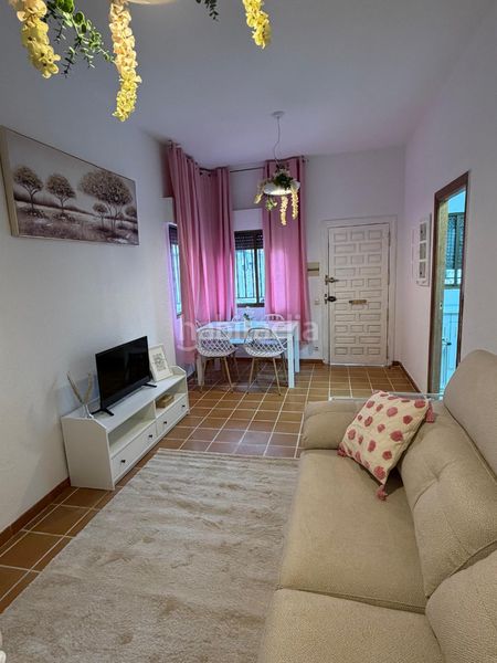 Foto fabd7a0c-284f-4ae5-a9d5-5c855dfe1534. Casa amb calefacció a Navamorcuende