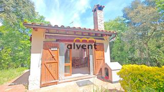 Chalet  Santa seclina. Casa íntima con gran espacio exterior
