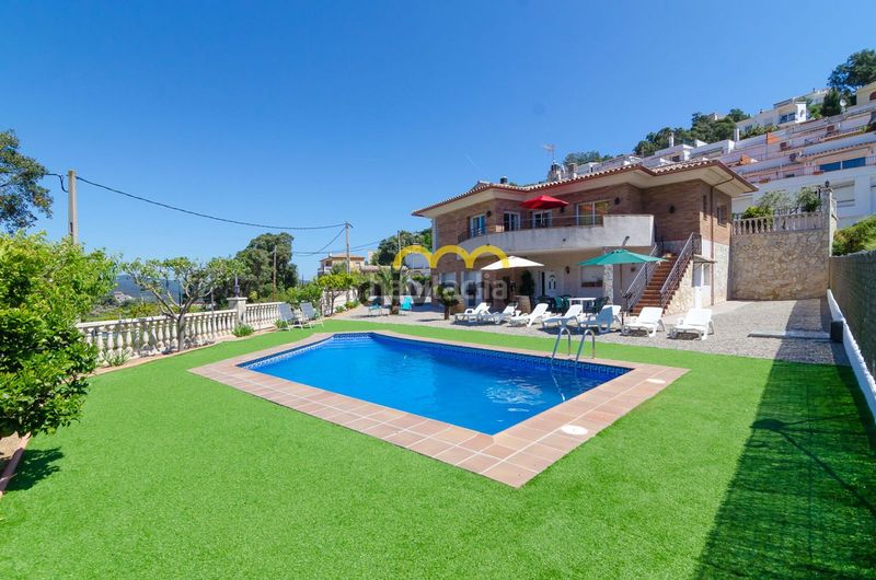Foto 6b79fb69-bbe2-4082-b309-ae754cff4e1d. Xalet amb piscina a Serra Brava Lloret de Mar