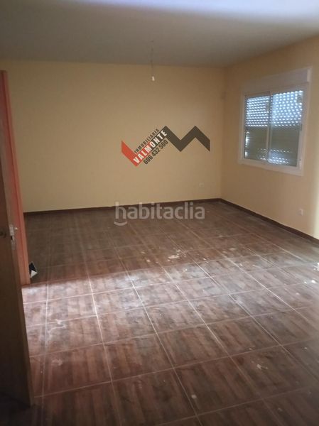 Foto 2e7bec83-a629-4011-8530-d178d8cd3450. Casa adosada adosado en venta en el casar de escalona, 4 dormitorios. en Casar de Escalona (El)