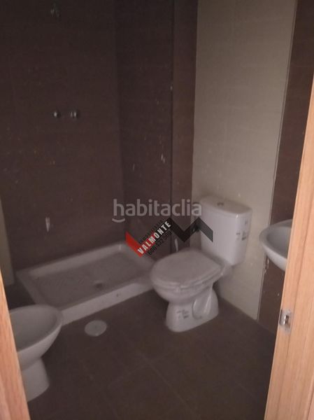 Foto 96846efc-f6c0-47da-86e0-2904ee77c2fe. Casa adosada adosado en venta en el casar de escalona, 4 dormitorios. en Casar de Escalona (El)
