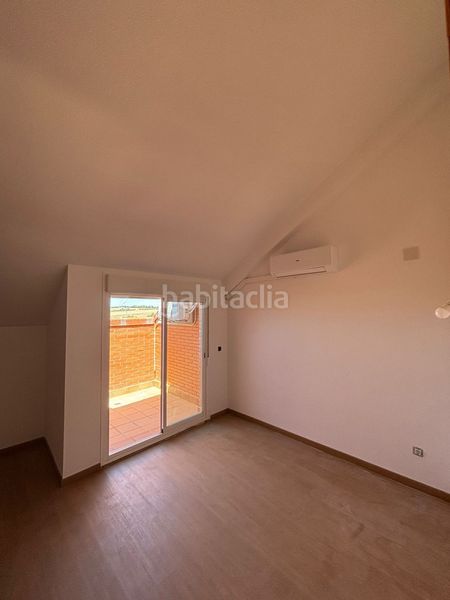 Foto 49121295-f833-4855-8122-967c7f75c5c2. Lloguer dúplex amb calefacció aparcament a Gerindote